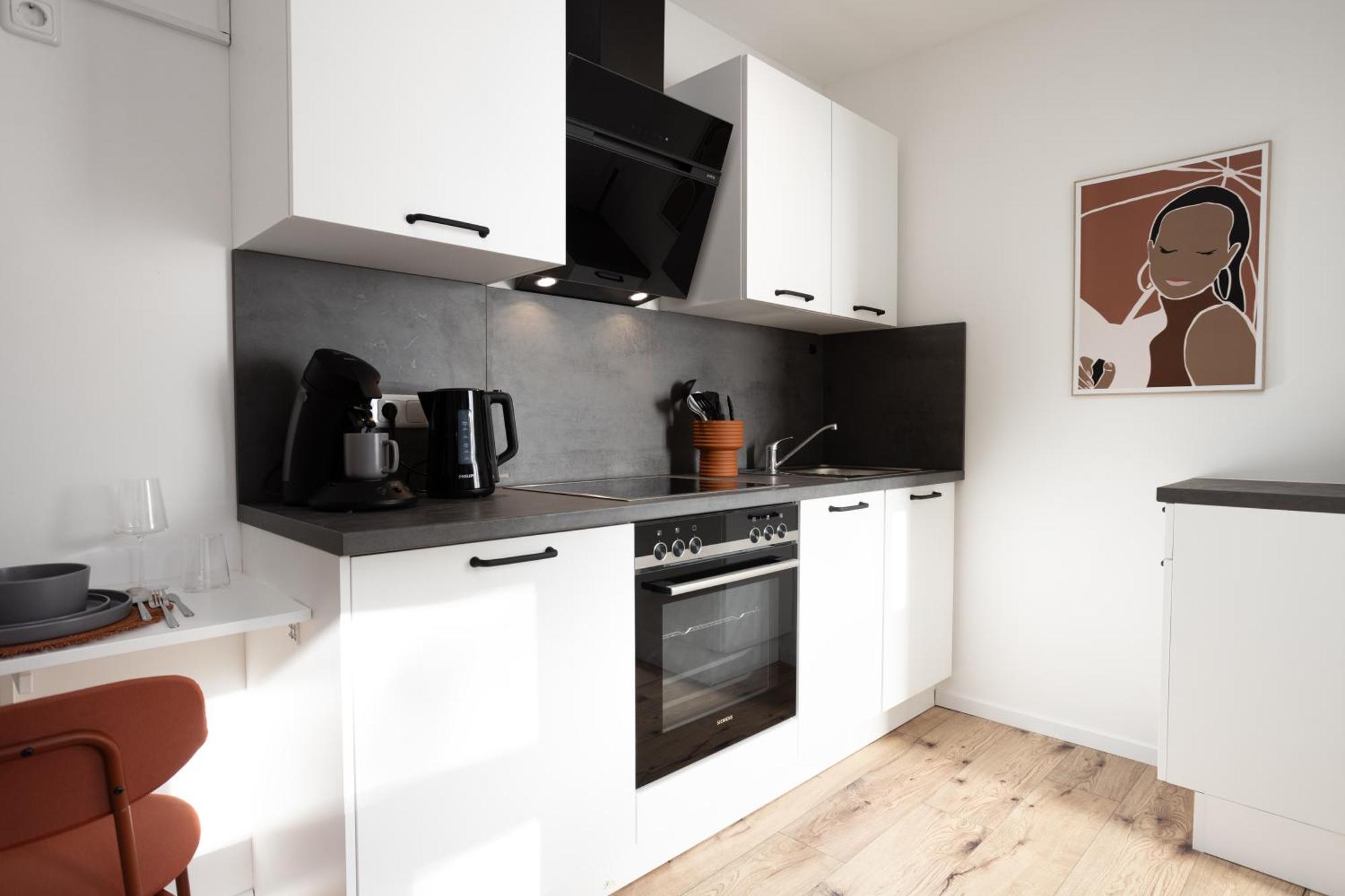 Dwellstay - Zuse Hoefe Apartment *